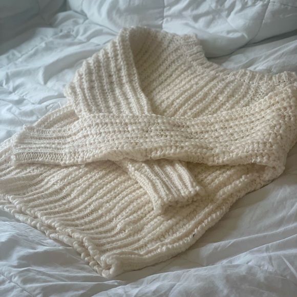 BB DAKOTA by Steve Madden Knitted Cream Sweater; Size Small - Picture 2 of 4